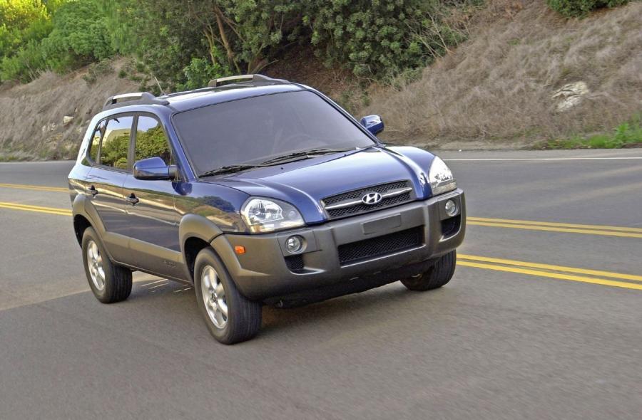  Hyundai Tucson 2004 года  (фото 58 из 74)